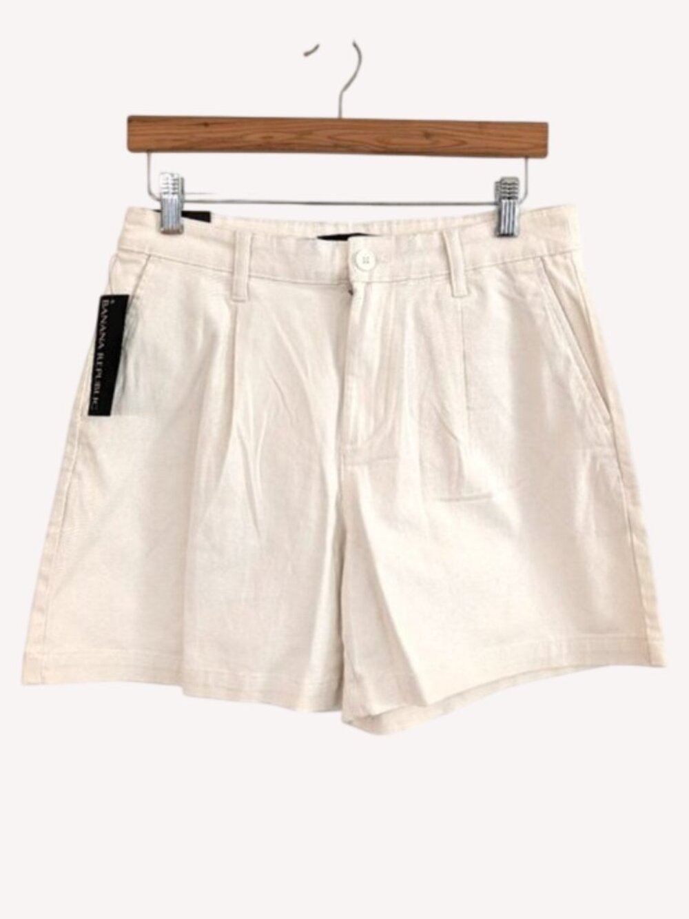 Banana Republic‎ Cream High-Rise Pleated Women’s Shorts Size 6